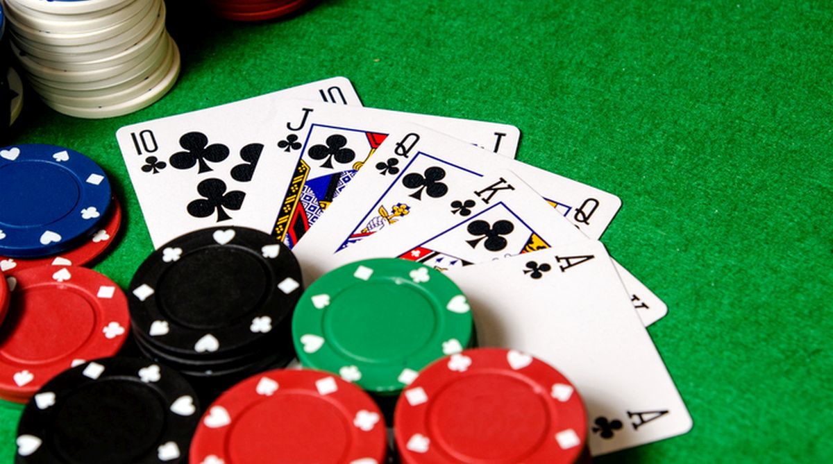 Perform the transactions in online casinos and focus on how the payment method works.